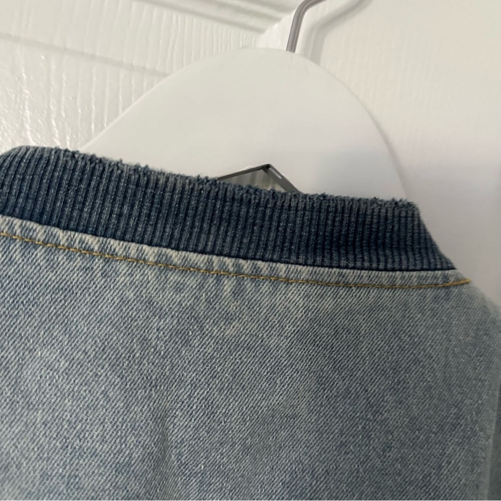 Light Wash Denim Jacket - Picture 9 of 10